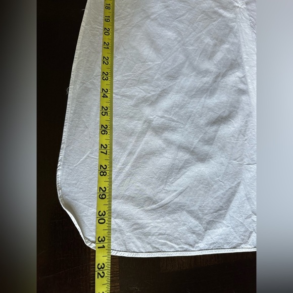 Zara Classic White Button-Down Shirt (908) - Picture 13 of 14